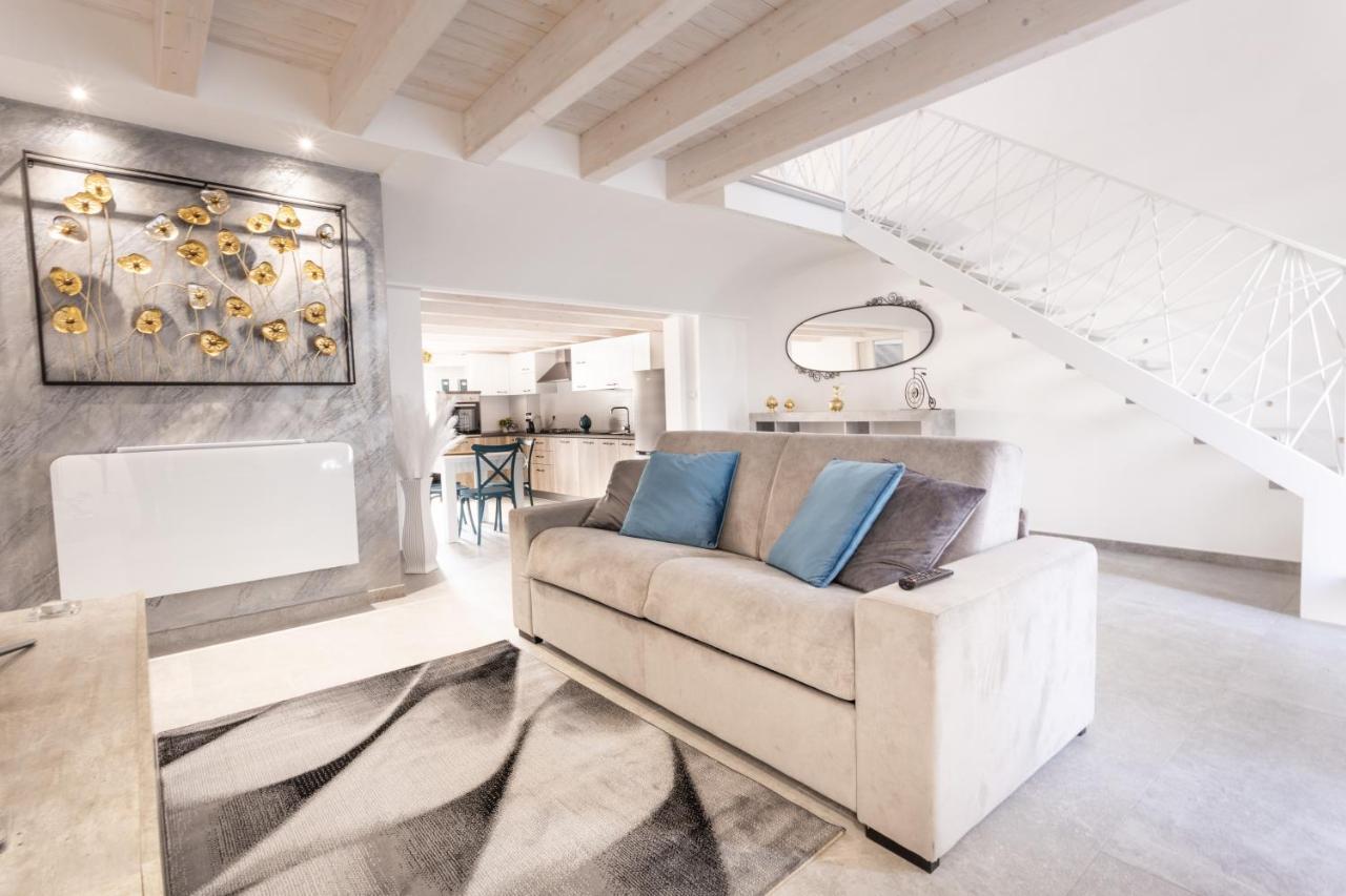 Casa Vacanza Salento Luxury Virginia Racale Zewnętrze zdjęcie